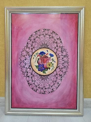 qelem: Əl işi rəsm əsəri – “Ürək və Çiçəklər” mandala kompozisiyası. Ölçü — 4