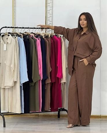 ad gunu paltarlari: Qadınlar üçün Satış qurupu Var isteyen xanımlar Nömreye yaza biler — 1