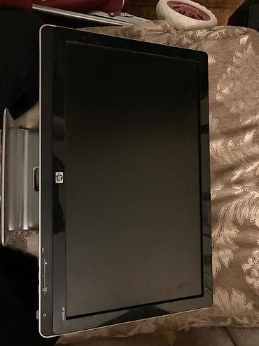 Hp 20 inch LCD monitor — 2