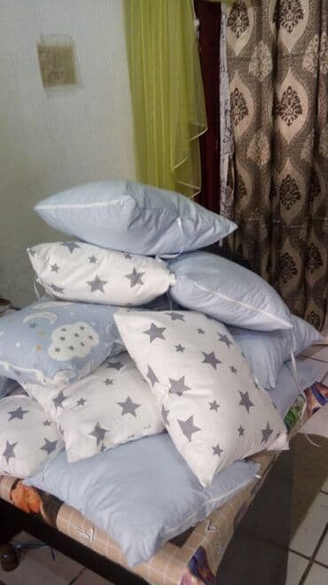 чистка мебели на дому: Химчистка мебели | Подушки, одеяла — 3