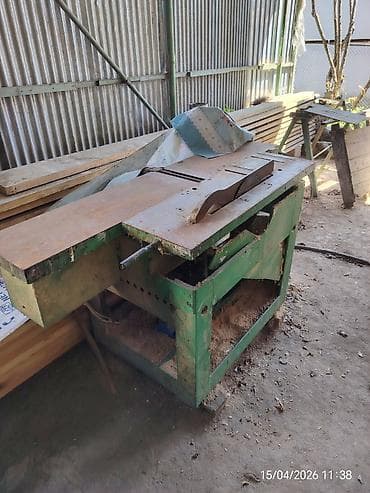 Dülgərlik üçün ağac emalı avadanlığı dəsti Tərkib: - Diskli mişar