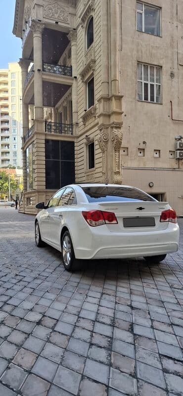 Avtomobil alışı: Chevrolet Cruze: 1.8 l | 2014 il 267000 km Sedan — 7