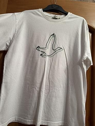 sortlar: Unisex qısaqoll T‑şört kolleksiyası - Brend: Clue (etiketdə — 3