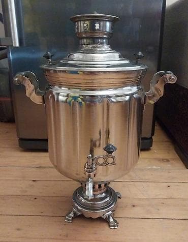 Elektronika: Klassik metal samovar - Material: parlaq paslanmayan polad/krom — 1