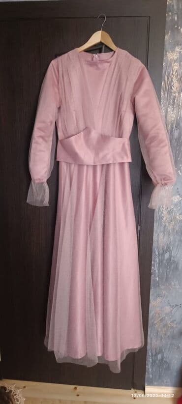 вечерние платья для полных: 40 42 44ölçü, atlas ve zərli tülden tikilib 1 dəfə geyinilib.koroglu — 2