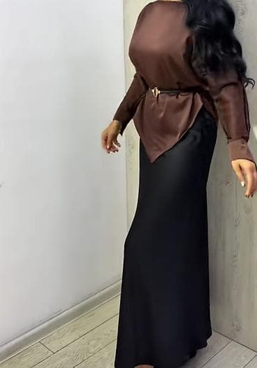 Yeni qara rəngli atlas ətəy zakazla gətirilib S. M. L razmere qədər