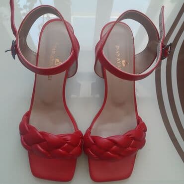 Ölçü: 37.5, rəng - Qırmızı, İşlənmiş lalafo.az -da Ölçü: 37.5, rəng - Qırmızı, İşlənmiş