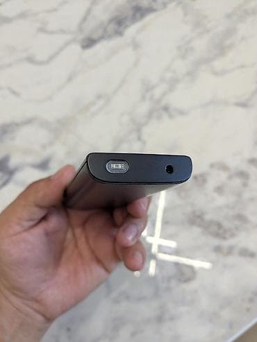 silver et ceken: Nokia 105 4G, rəng - Qara, Düyməli — 2