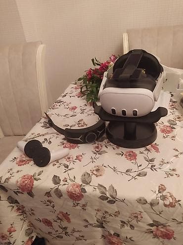 ucuz iphoneler: Meta Quest 3 VR eynəyi + stend - All‑in‑one VR qulaqlıq: ön paneldə — 9