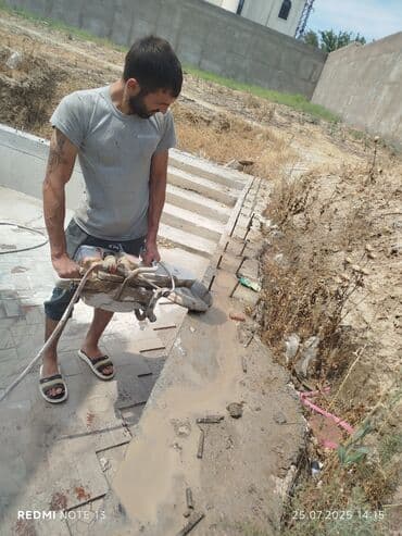 malyar işi: Səssiz tozsuz səliqəli kəsim. Beton katlavan monolit kubik — 10