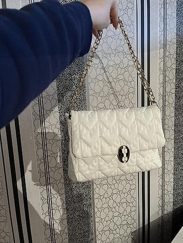 qızıl əşya: Ağ rəngli qadın çantası - Material: quilted naxışlı süni dəri - Rəng — 1