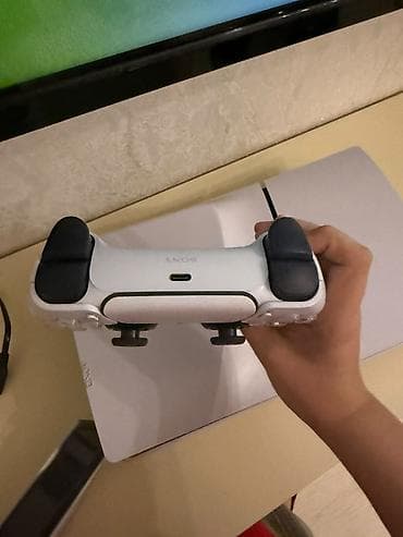 PS5 (Sony PlayStation 5): Salam plastation 5 slim satilir tam olaraq 2 ay 15 gun isdenib ciziq — 10