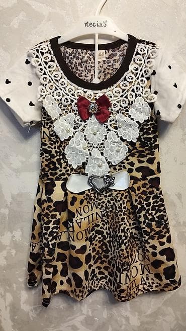 Donlar tezedi geyinilmeyib 3-4yas . ikisi birlikde 10manat 1)