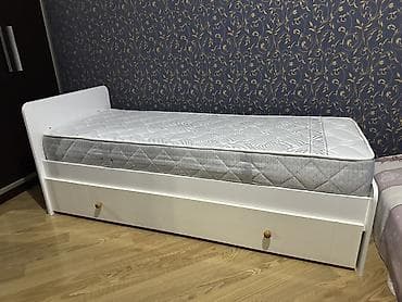 Təknəfərlik çarpayı, Bazasız, Matras ilə, Siyirməli