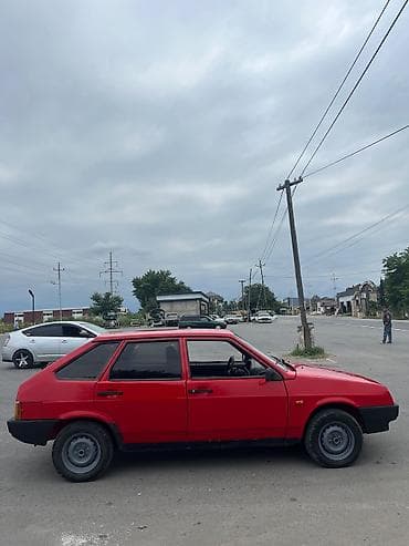 samara 2114: LADA Samara (VAZ-2109) – qırmızı rəngli, 5 qapılı hetçbek. Texniki və — 4