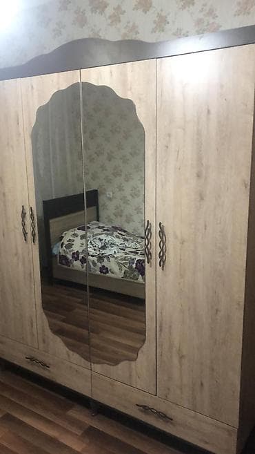 Ev və bağ: 2 ayri yataq dəsti hər biri ayriliqda 500 azne mallar təzə kimidi — 8
