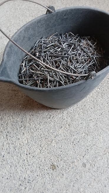 Lalafoda yeni: Metallalom üçün dəmir mismarlar. 120 kg. Zabrat. 1 kg- 50 gəpik — 5
