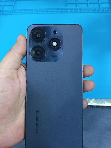 philips xenium 9@9h: Tecno Spark 10 Pro, 256 GB, İki sim kartlı — 4