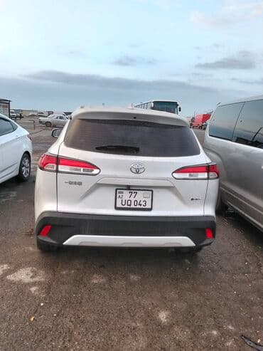 tayota carolla: Toyota hibrid sedan – geniş və texnoloji salon - Hibrid sistemli — 8