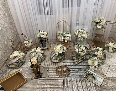 xonca mmc: 12 eded xonca.üsdünde bey xocasi üçün 10 eded göy gül.Xna Nisan ucun — 2