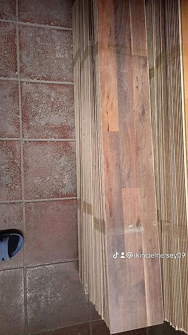 dibcek satisi: ‼️ Təcili Satılır. ‼️ Laminat Prablemi yoxdu Fərqli ölçülərdə var 15 — 5