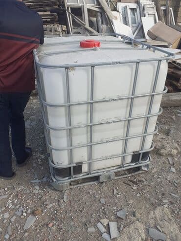 işlenmiş su çenleri: Bak, Plastik, 1000 l l, İşlənmiş, Ünvandan götürmə — 1