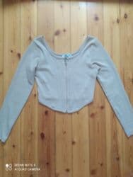 varatnikli koynekler: Önü zamoqlanan koftalar. 2 rəngi mövcuddur her biri 9 AZN✅ — 1