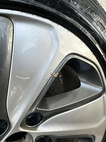 17 lik sam disk: Alüminium yüngül lehimli disk və təkər komplekt - Ölçü: 17" alüminium — 2