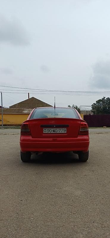 təkər kameri: Opel Astra: 1.8 l | 2000 il 182075 km Hetçbek — 5