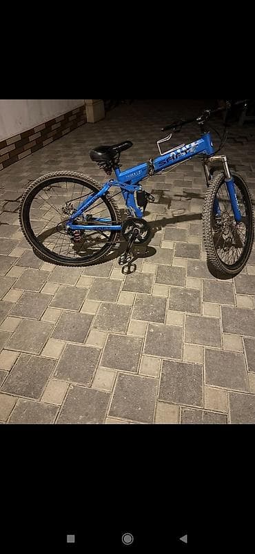 velesibetler: Məhsul: Dağ/şəhər tipli velosiped Xüsusiyyətlər: - Rəng: mavi - — 9
