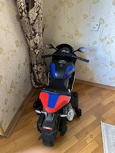 qolf masini: Uşaq üçün elektrikli motosiklet – sport dizayn - Rəng — 1