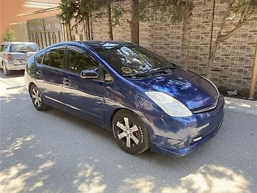 190 satilir: Toyota Prius: 1.5 l | 2008 il Hetçbek — 3