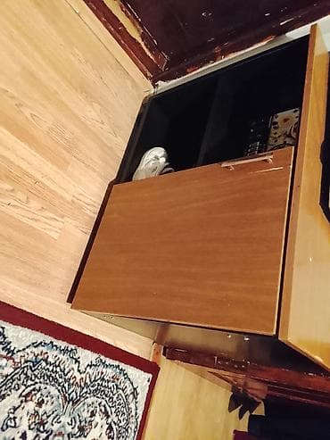 Gizli döşəmə seyfi – ev və ofis üçün təhlükəsiz saxlama həlli -