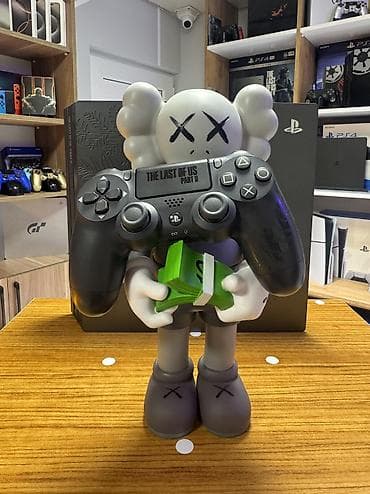 macbook pro: 🎮 PlayStation 4 Pro The Last of Us Edition Tam işlək vəziyyətdədir — 3