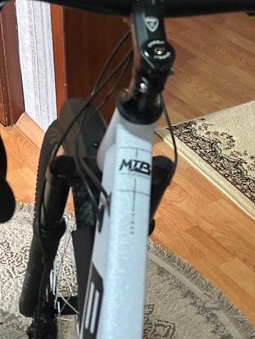 velesbet: Velosiped – BTMX GTX (dağ/mtb tərzi) - Rəng: ağ gövdə, qara — 4