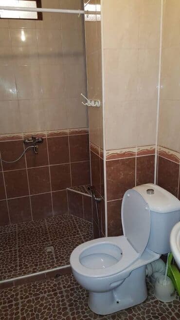 28 may metro: Nəsimi rayonu 28 may metrosunun yaxınlığında,yaşayış sahəsi 45 kv/m — 13