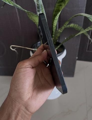 iphone se qiymet: IPhone 13, 256 GB, Midnight, Zəmanət, Kredit, Face ID — 3