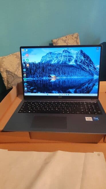 Huawei: Huawei noutbuk - Model xətti: Huawei MateBook seriyası (korpusda — 2