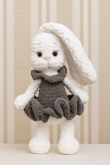Əl işi amigurumi dovşan oyuncağı