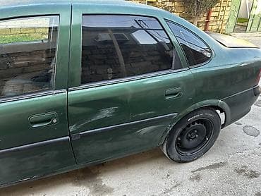 Opel Vectra: 1.6 л | 1996 г. 11111 км Седан — 7