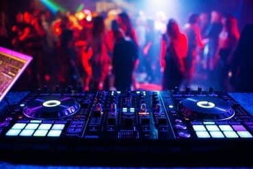 Dj axtarırsız? o zaman düz elandasız😎🤟🏽 Toy👰🏼🤵🏻 Nişan💍 Xınayaxdı💃🏻 Ad