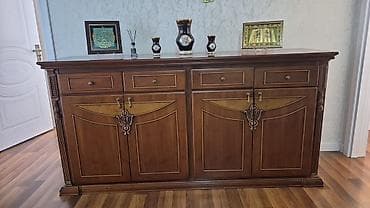 kompyuter stol: Qiymet munasib qiymete Klassik qonaq otağı dəsti Tərkibi: - Geniş — 1