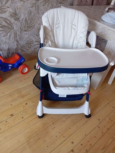 uşaq ucun yemek stolu: Uşaq yemək stulu - Rəng: ağ və tünd mavi kombinasiya - Yumşaq, rahat — 2