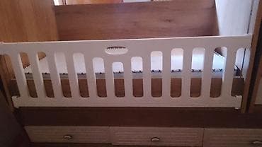 Beşiklər: Oğlan və qız üçün, Dördbucaq, Beşik, Dəstsiz, Matras ilə, Yellənmə mexanizmsiz — 1