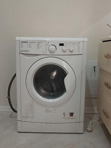 Paltar tikişi: Indesit paltaryuyan maşın – E2SD 2160A B EU Əsas xüsusiyyətlər: - Ön — 1