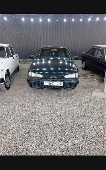 Продажа авто: Hyundai Elantra: 1.5 л | 1995 г. Седан — 1