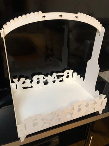 Uşaq tədbirləri üçün dekorativ “BABY” səbət/stand - Material: ağ