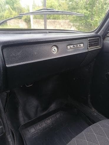yarasa spoyler: LADA 2104 universal, gümüşü rəng. - Kuzov: 5 qapı, arxa yük bölməsi — 5