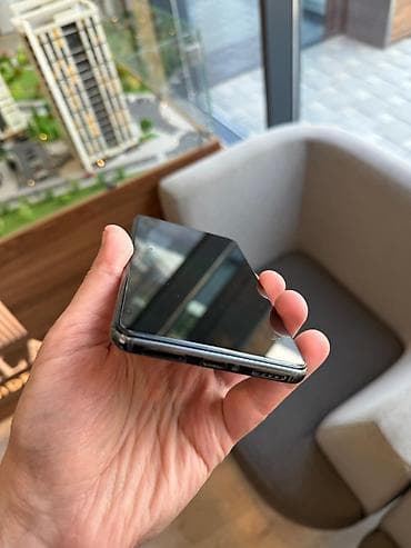 texno telefon: Poco F3, 128 GB, rəng - Qara, Sensor — 4