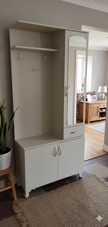 sehf qapi: Yeni, Açılan, 1 qapı Düz dolab, Dəhliz dolabı, Rusiya — 3